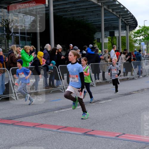 25.04.2026 - Das Zehntel Tim E. http://msf.ph/oto/9568326 25.04.2026 08:53:07 Ziel 1041, 1174, 1210, 1213, 1240, 1247, 1429, 1515, 1695, 1711, 1859, 2166, 2278, 2282, 2284, 2303, 2452, 2466, 2741, 2787, 3121, 3168, 3231, 3300, 3416, 3430, 3432, 3644, 3651, 3652, 3653, 3996 meine-sportfotos.de