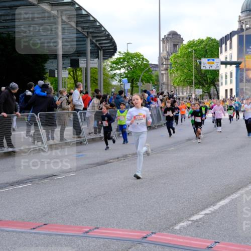 25.04.2026 - Das Zehntel Tim E. http://msf.ph/oto/9568332 25.04.2026 08:53:08 Ziel 1041, 1174, 1210, 1213, 1240, 1247, 1429, 1695, 1708, 1711, 1859, 2278, 2282, 2284, 2303, 2452, 2466, 2741, 2787, 3121, 3168, 3231, 3300, 3416, 3430, 3432, 3644, 3651, 3652, 3653, 3996 meine-sportfotos.de
