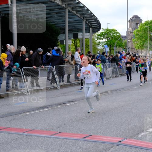 25.04.2026 - Das Zehntel Tim E. http://msf.ph/oto/9568336 25.04.2026 08:53:08 Ziel 1041, 1174, 1210, 1213, 1240, 1247, 1429, 1695, 1708, 1711, 1859, 2278, 2282, 2284, 2303, 2452, 2466, 2741, 2787, 3121, 3168, 3231, 3300, 3416, 3430, 3432, 3644, 3651, 3652, 3653, 3996 meine-sportfotos.de