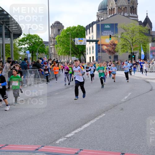 25.04.2026 - Das Zehntel Tim E. http://msf.ph/oto/9568340 25.04.2026 08:53:10 Ziel 1041, 1174, 1187, 1195, 1202, 1210, 1213, 1240, 1247, 1265, 1420, 1429, 1695, 1708, 1711, 1859, 2120, 2279, 2282, 2303, 2322, 2461, 2466, 2787, 3231, 3253, 3300, 3416, 3583, 3618, 3644, 3651, 3652, 3653, 3996 meine-sportfotos.de