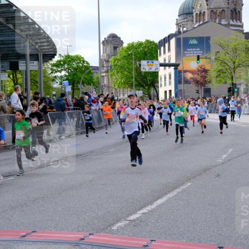 25.04.2026 - Das Zehntel Tim E. http://msf.ph/oto/9568343 25.04.2026 08:53:10 Ziel 1041, 1174, 1187, 1195, 1202, 1210, 1213, 1240, 1247, 1265, 1420, 1429, 1695, 1708, 1711, 1859, 2120, 2279, 2282, 2303, 2322, 2461, 2466, 2787, 3231, 3253, 3300, 3416, 3583, 3618, 3644, 3651, 3652, 3653, 3996 meine-sportfotos.de