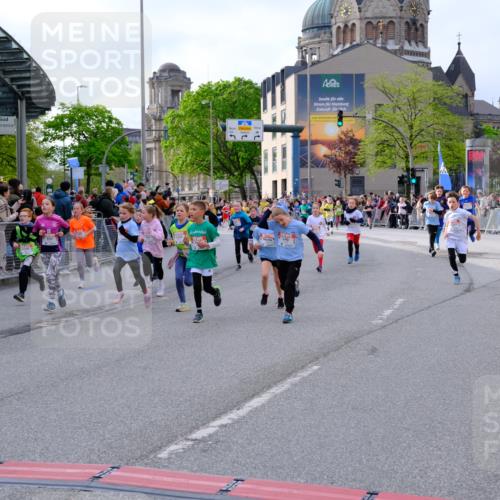 25.04.2026 - Das Zehntel Tim E. http://msf.ph/oto/9568346 25.04.2026 08:53:13 Ziel 1041, 1174, 1187, 1195, 1202, 1207, 1240, 1247, 1265, 1315, 1320, 1420, 1429, 1516, 1695, 1708, 1711, 1817, 2120, 2221, 2279, 2282, 2303, 2322, 2332, 2335, 2461, 2865, 2868, 3231, 3253, 3416, 3583, 3618 meine-sportfotos.de