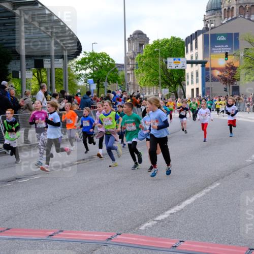 25.04.2026 - Das Zehntel Tim E. http://msf.ph/oto/9568353 25.04.2026 08:53:13 Ziel 1041, 1174, 1187, 1195, 1202, 1207, 1240, 1247, 1265, 1315, 1320, 1420, 1429, 1516, 1695, 1708, 1711, 1817, 2120, 2221, 2279, 2282, 2303, 2322, 2332, 2335, 2461, 2865, 2868, 3231, 3253, 3416, 3583, 3618 meine-sportfotos.de