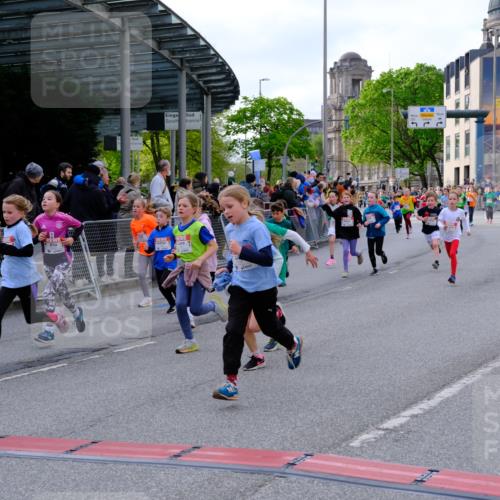 25.04.2026 - Das Zehntel Tim E. http://msf.ph/oto/9568359 25.04.2026 08:53:14 Ziel 1041, 1174, 1187, 1195, 1202, 1207, 1240, 1247, 1265, 1315, 1320, 1420, 1429, 1516, 1695, 1708, 1711, 1817, 2120, 2221, 2279, 2303, 2322, 2332, 2335, 2461, 2865, 2868, 3231, 3253, 3416, 3583, 3618 meine-sportfotos.de