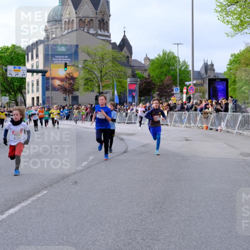 25.04.2026 - Das Zehntel Tim E. http://msf.ph/oto/9568363 25.04.2026 08:53:15 Ziel 1041, 1187, 1195, 1202, 1207, 1247, 1265, 1315, 1320, 1356, 1420, 1516, 1695, 1708, 1711, 1817, 2120, 2221, 2279, 2303, 2322, 2332, 2335, 2461, 2865, 2868, 3231, 3253, 3307, 3416, 3583, 3618 meine-sportfotos.de