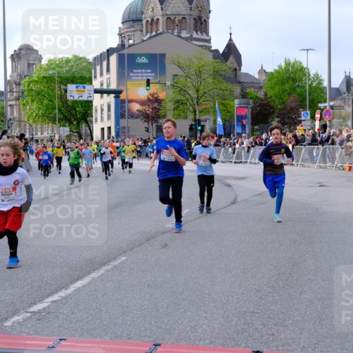 25.04.2026 - Das Zehntel Tim E. http://msf.ph/oto/9568369 25.04.2026 08:53:16 Ziel 1041, 1187, 1195, 1202, 1207, 1247, 1265, 1315, 1320, 1356, 1420, 1516, 1695, 1708, 1711, 1817, 2120, 2221, 2279, 2322, 2332, 2335, 2461, 2865, 2868, 3231, 3253, 3307, 3416, 3501, 3539, 3583, 3618 meine-sportfotos.de
