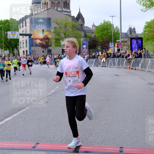 25.04.2026 - Das Zehntel Tim E. http://msf.ph/oto/9568384 25.04.2026 08:53:21 Ziel 1180, 1187, 1195, 1202, 1207, 1265, 1298, 1315, 1320, 1356, 1420, 1516, 1569, 1574, 1817, 1899, 2052, 2079, 2118, 2120, 2221, 2279, 2322, 2332, 2335, 2442, 2461, 2469, 2496, 2524, 2681, 2727, 2825, 2865, 2868, 2897, 3090, 3253, 3298, 3307, 3308, 3501, 3539, 3583, 3618, 4031 meine-sportfotos.de