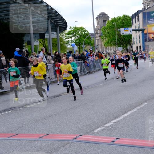 25.04.2026 - Das Zehntel Tim E. http://msf.ph/oto/9568390 25.04.2026 08:53:23 Ziel 1180, 1207, 1248, 1260, 1298, 1315, 1320, 1356, 1516, 1569, 1574, 1817, 1899, 2052, 2079, 2118, 2221, 2316, 2332, 2335, 2442, 2469, 2496, 2524, 2681, 2727, 2825, 2865, 2868, 2897, 3090, 3298, 3307, 3308, 3501, 3539, 3988, 4031 meine-sportfotos.de