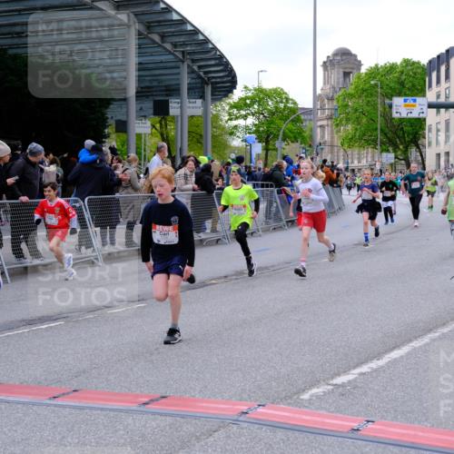 25.04.2026 - Das Zehntel Tim E. http://msf.ph/oto/9568399 25.04.2026 08:53:25 Ziel 1180, 1207, 1248, 1260, 1298, 1356, 1569, 1574, 1728, 1899, 2052, 2055, 2079, 2118, 2277, 2316, 2335, 2442, 2469, 2496, 2524, 2681, 2727, 2824, 2825, 2897, 3090, 3298, 3307, 3308, 3501, 3539, 3988, 4031 meine-sportfotos.de