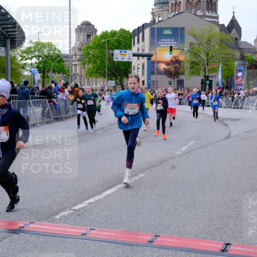 25.04.2026 - Das Zehntel Tim E. http://msf.ph/oto/9568406 25.04.2026 08:53:27 Ziel 1180, 1248, 1260, 1298, 1356, 1569, 1574, 1700, 1728, 1899, 2051, 2052, 2055, 2064, 2067, 2079, 2118, 2277, 2316, 2442, 2469, 2496, 2524, 2681, 2727, 2824, 2825, 2897, 3090, 3298, 3307, 3308, 3501, 3539, 3988, 4031 meine-sportfotos.de