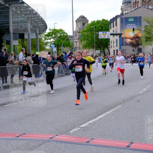 25.04.2026 - Das Zehntel Tim E. http://msf.ph/oto/9568420 25.04.2026 08:53:28 Ziel 1053, 1180, 1248, 1260, 1298, 1569, 1574, 1700, 1728, 1899, 2051, 2052, 2055, 2064, 2067, 2079, 2118, 2277, 2316, 2442, 2469, 2496, 2524, 2681, 2727, 2824, 2825, 2897, 3090, 3298, 3308, 3501, 3539, 3988, 4031 meine-sportfotos.de