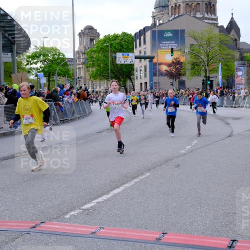 25.04.2026 - Das Zehntel Tim E. http://msf.ph/oto/9568425 25.04.2026 08:53:29 Ziel 1053, 1180, 1248, 1260, 1298, 1569, 1574, 1700, 1728, 1899, 2051, 2052, 2055, 2064, 2067, 2079, 2118, 2277, 2316, 2442, 2469, 2496, 2524, 2681, 2727, 2824, 2825, 2897, 3090, 3243, 3298, 3308, 3988, 4031 meine-sportfotos.de