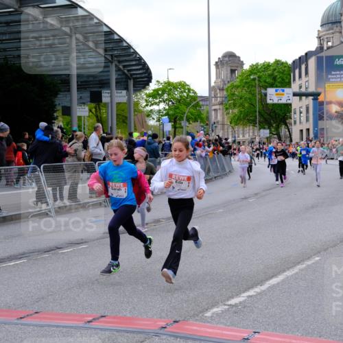 25.04.2026 - Das Zehntel Tim E. http://msf.ph/oto/9568443 25.04.2026 08:53:35 Ziel 1049, 1053, 1700, 1728, 1881, 2051, 2055, 2064, 2067, 2156, 2277, 2768, 2824, 3243, 3562, 3677, 3836 meine-sportfotos.de
