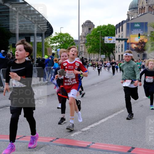 25.04.2026 - Das Zehntel Tim E. http://msf.ph/oto/9568459 25.04.2026 08:53:41 Ziel 1049, 1323, 1766, 1768, 1773, 1881, 2004, 2011, 2017, 2019, 2025, 2156, 2411, 2768, 2912, 3183, 3243, 3562, 3578, 3677, 3834, 3836, 3845, 3852 meine-sportfotos.de