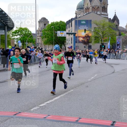 25.04.2026 - Das Zehntel Tim E. http://msf.ph/oto/9568467 25.04.2026 08:53:46 Ziel 1323, 1693, 1707, 1766, 1768, 1773, 2004, 2011, 2016, 2017, 2019, 2025, 2031, 2404, 2411, 2481, 2912, 3183, 3312, 3413, 3426, 3433, 3578, 3632, 3634, 3677, 3834, 3836, 3845, 3852 meine-sportfotos.de