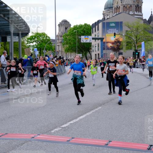 25.04.2026 - Das Zehntel Tim E. http://msf.ph/oto/9568496 25.04.2026 08:53:52 Ziel 1323, 1693, 1707, 1783, 1784, 1790, 1796, 2016, 2031, 2208, 2404, 2411, 2481, 2944, 2954, 3015, 3039, 3046, 3109, 3119, 3192, 3312, 3392, 3413, 3426, 3433, 3629, 3632, 3634, 3667, 3669, 3676 meine-sportfotos.de