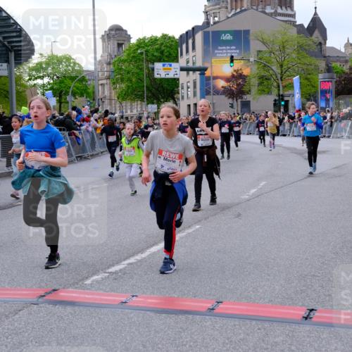 25.04.2026 - Das Zehntel Tim E. http://msf.ph/oto/9568501 25.04.2026 08:53:53 Ziel 1693, 1707, 1783, 1784, 1790, 1796, 1842, 2016, 2031, 2208, 2404, 2411, 2481, 2944, 2954, 3015, 3039, 3046, 3082, 3109, 3119, 3192, 3312, 3392, 3413, 3426, 3433, 3629, 3632, 3634, 3667, 3669, 3676, 3719 meine-sportfotos.de