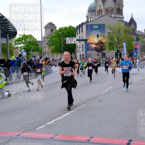 25.04.2026 - Das Zehntel Tim E. http://msf.ph/oto/9568507 25.04.2026 08:53:54 Ziel 1693, 1707, 1783, 1784, 1790, 1796, 1842, 2016, 2031, 2208, 2404, 2481, 2944, 2954, 3015, 3039, 3046, 3082, 3109, 3119, 3192, 3312, 3392, 3413, 3426, 3433, 3629, 3632, 3634, 3667, 3669, 3676, 3719 meine-sportfotos.de