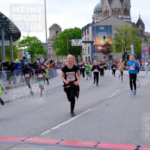 25.04.2026 - Das Zehntel Tim E. http://msf.ph/oto/9568508 25.04.2026 08:53:54 Ziel 1693, 1707, 1783, 1784, 1790, 1796, 1842, 2016, 2031, 2208, 2404, 2481, 2944, 2954, 3015, 3039, 3046, 3082, 3109, 3119, 3192, 3312, 3392, 3413, 3426, 3433, 3629, 3632, 3634, 3667, 3669, 3676, 3719 meine-sportfotos.de