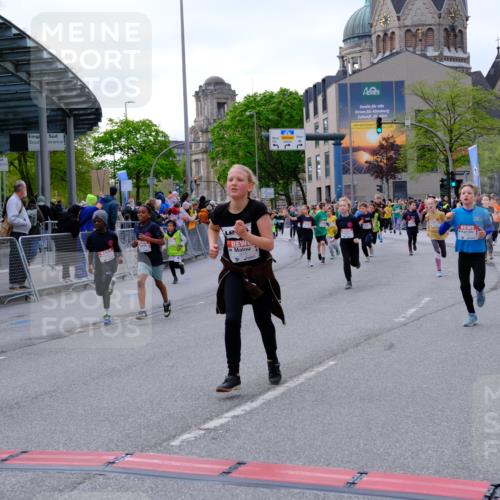 25.04.2026 - Das Zehntel Tim E. http://msf.ph/oto/9568510 25.04.2026 08:53:55 Ziel 1693, 1707, 1783, 1784, 1790, 1796, 1830, 1842, 2016, 2031, 2208, 2481, 2944, 2954, 3015, 3039, 3046, 3077, 3082, 3083, 3109, 3119, 3172, 3192, 3392, 3413, 3426, 3433, 3629, 3632, 3634, 3667, 3669, 3676, 3719 meine-sportfotos.de