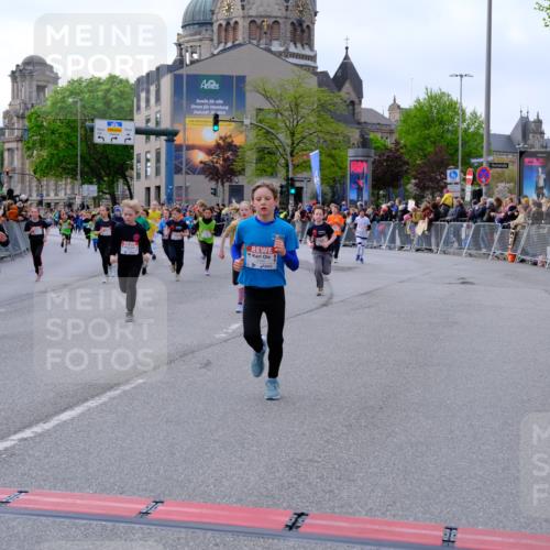 25.04.2026 - Das Zehntel Tim E. http://msf.ph/oto/9568514 25.04.2026 08:53:56 Ziel 1048, 1693, 1783, 1784, 1790, 1796, 1830, 1841, 1842, 2016, 2031, 2208, 2422, 2481, 2944, 2954, 3015, 3039, 3046, 3077, 3082, 3083, 3109, 3119, 3142, 3172, 3192, 3392, 3413, 3426, 3433, 3629, 3632, 3634, 3667, 3669, 3676, 3719, 3840 meine-sportfotos.de