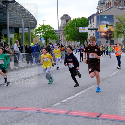 25.04.2026 - Das Zehntel Tim E. http://msf.ph/oto/9568543 25.04.2026 08:54:00 Ziel 1048, 1783, 1784, 1790, 1796, 1830, 1841, 1842, 2208, 2422, 2770, 2801, 2944, 3015, 3039, 3046, 3077, 3082, 3083, 3109, 3119, 3142, 3172, 3192, 3392, 3537, 3589, 3667, 3669, 3676, 3719, 3840, 3842 meine-sportfotos.de