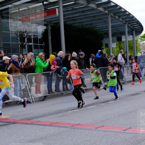 25.04.2026 - Das Zehntel Tim E. http://msf.ph/oto/9568557 25.04.2026 08:54:05 Ziel 1048, 1407, 1438, 1653, 1772, 1787, 1830, 1841, 1842, 1872, 1985, 2422, 2521, 2770, 2801, 3077, 3082, 3083, 3088, 3142, 3172, 3209, 3217, 3537, 3589, 3719, 3840, 3842, 3990, 4001, 4003 meine-sportfotos.de