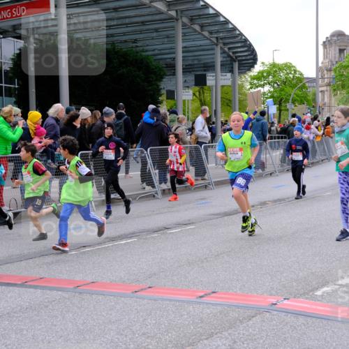 25.04.2026 - Das Zehntel Tim E. http://msf.ph/oto/9568561 25.04.2026 08:54:06 Ziel 1048, 1407, 1438, 1653, 1772, 1787, 1830, 1841, 1872, 1985, 1997, 2422, 2521, 2770, 2801, 3077, 3083, 3088, 3142, 3172, 3209, 3217, 3537, 3589, 3840, 3842, 3990, 4001, 4003 meine-sportfotos.de