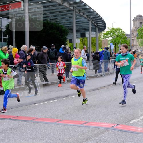 25.04.2026 - Das Zehntel Tim E. http://msf.ph/oto/9568564 25.04.2026 08:54:06 Ziel 1048, 1407, 1438, 1653, 1772, 1787, 1830, 1841, 1872, 1985, 1997, 2422, 2521, 2770, 2801, 3077, 3083, 3088, 3142, 3172, 3209, 3217, 3537, 3589, 3840, 3842, 3990, 4001, 4003 meine-sportfotos.de