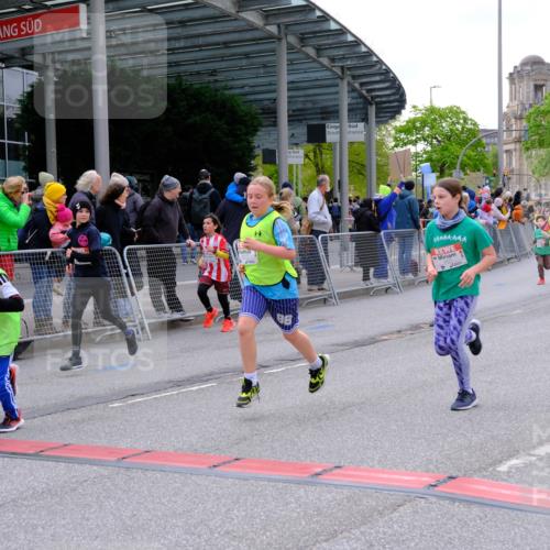 25.04.2026 - Das Zehntel Tim E. http://msf.ph/oto/9568565 25.04.2026 08:54:06 Ziel 1048, 1407, 1438, 1653, 1772, 1787, 1830, 1841, 1872, 1985, 1997, 2422, 2521, 2770, 2801, 3077, 3083, 3088, 3142, 3172, 3209, 3217, 3537, 3589, 3840, 3842, 3990, 4001, 4003 meine-sportfotos.de