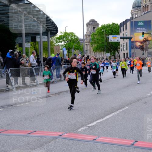 25.04.2026 - Das Zehntel Tim E. http://msf.ph/oto/9568576 25.04.2026 08:54:09 Ziel 1254, 1261, 1301, 1407, 1436, 1438, 1653, 1676, 1697, 1772, 1787, 1872, 1985, 1997, 2408, 2519, 2521, 2770, 2801, 3088, 3209, 3217, 3505, 3537, 3589, 3614, 3630, 3842, 3990, 4001, 4003 meine-sportfotos.de