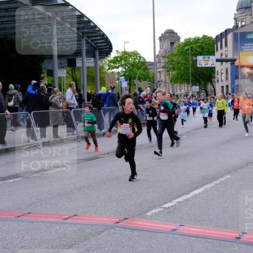 25.04.2026 - Das Zehntel Tim E. http://msf.ph/oto/9568577 25.04.2026 08:54:10 Ziel 1254, 1261, 1263, 1301, 1407, 1436, 1438, 1653, 1676, 1697, 1772, 1787, 1872, 1985, 1997, 2408, 2519, 2521, 2770, 3088, 3209, 3217, 3502, 3505, 3537, 3589, 3614, 3630, 3842, 3990, 4001, 4003 meine-sportfotos.de