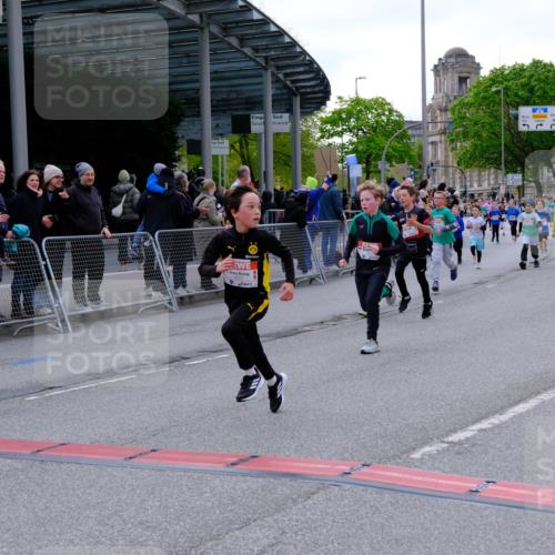 25.04.2026 - Das Zehntel Tim E. http://msf.ph/oto/9568581 25.04.2026 08:54:10 Ziel 1254, 1261, 1263, 1301, 1407, 1436, 1438, 1653, 1676, 1697, 1772, 1787, 1872, 1985, 1997, 2408, 2519, 2521, 2770, 3088, 3209, 3217, 3502, 3505, 3537, 3589, 3614, 3630, 3842, 3990, 4001, 4003 meine-sportfotos.de