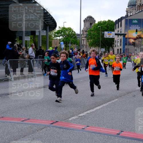 25.04.2026 - Das Zehntel Tim E. http://msf.ph/oto/9568604 25.04.2026 08:54:15 Ziel 1104, 1254, 1261, 1263, 1301, 1431, 1436, 1676, 1697, 1772, 1787, 1872, 1997, 2045, 2408, 2506, 2519, 2520, 2776, 2791, 2814, 2977, 2978, 3209, 3502, 3505, 3592, 3594, 3595, 3614, 3630, 3959, 3973, 3984, 4001, 4003 meine-sportfotos.de