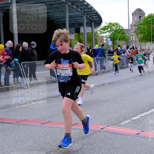 25.04.2026 - Das Zehntel Tim E. http://msf.ph/oto/9568613 25.04.2026 08:54:18 Ziel 1104, 1254, 1261, 1263, 1301, 1431, 1436, 1539, 1676, 1697, 1760, 1868, 1874, 1997, 2045, 2408, 2475, 2505, 2506, 2519, 2520, 2776, 2791, 2814, 2977, 2978, 3131, 3267, 3502, 3505, 3532, 3592, 3593, 3594, 3595, 3614, 3630, 3959, 3973, 3984 meine-sportfotos.de
