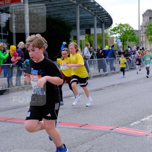 25.04.2026 - Das Zehntel Tim E. http://msf.ph/oto/9568615 25.04.2026 08:54:18 Ziel 1104, 1254, 1261, 1263, 1301, 1431, 1436, 1539, 1676, 1697, 1760, 1868, 1874, 1997, 2045, 2408, 2475, 2505, 2506, 2519, 2520, 2776, 2791, 2814, 2977, 2978, 3131, 3267, 3502, 3505, 3532, 3592, 3593, 3594, 3595, 3614, 3630, 3959, 3973, 3984 meine-sportfotos.de