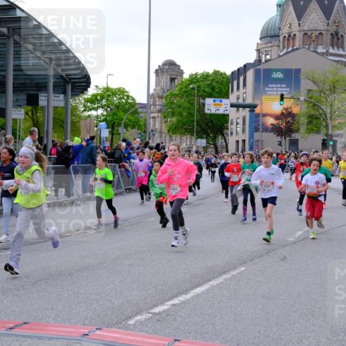 25.04.2026 - Das Zehntel Tim E. http://msf.ph/oto/9568618 25.04.2026 08:54:22 Ziel 1104, 1263, 1431, 1506, 1539, 1760, 1868, 1874, 2045, 2049, 2072, 2475, 2505, 2506, 2510, 2520, 2568, 2591, 2738, 2764, 2776, 2791, 2814, 2859, 2977, 2978, 3074, 3102, 3131, 3267, 3502, 3532, 3592, 3593, 3594, 3595, 3759, 3853, 3959, 3973, 3984 meine-sportfotos.de