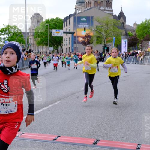 25.04.2026 - Das Zehntel Tim E. http://msf.ph/oto/9568636 25.04.2026 08:54:24 Ziel 1374, 1506, 1539, 1760, 1868, 1874, 2045, 2049, 2072, 2264, 2298, 2475, 2505, 2506, 2510, 2520, 2568, 2591, 2641, 2738, 2764, 2776, 2791, 2814, 2859, 2977, 2978, 3074, 3102, 3131, 3267, 3532, 3592, 3593, 3759, 3853, 3959, 3984 meine-sportfotos.de