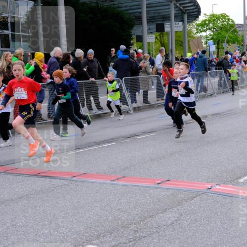25.04.2026 - Das Zehntel Tim E. http://msf.ph/oto/9568642 25.04.2026 08:54:33 Ziel 1201, 1346, 1374, 1459, 1644, 1655, 1922, 2049, 2072, 2249, 2264, 2269, 2286, 2298, 2639, 2641, 2649, 2654, 2883, 2940, 3074, 3089, 3096, 3102, 3146, 3173, 3294, 3853, 3916, 3986 meine-sportfotos.de