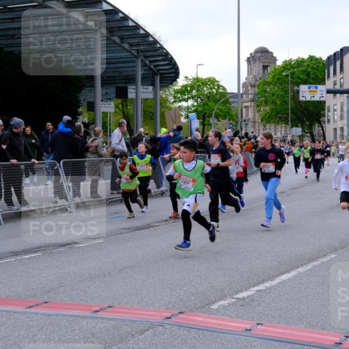 25.04.2026 - Das Zehntel Tim E. http://msf.ph/oto/9568644 25.04.2026 08:54:36 Ziel 1201, 1346, 1374, 1459, 1644, 1655, 1922, 1937, 2249, 2264, 2269, 2286, 2298, 2639, 2649, 2654, 2733, 2763, 2883, 2940, 3089, 3096, 3146, 3173, 3201, 3258, 3294, 3305, 3306, 3916, 3986 meine-sportfotos.de