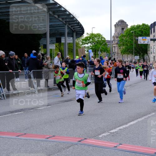 25.04.2026 - Das Zehntel Tim E. http://msf.ph/oto/9568645 25.04.2026 08:54:37 Ziel 1201, 1346, 1459, 1644, 1655, 1743, 1873, 1922, 1937, 2219, 2224, 2249, 2269, 2286, 2639, 2649, 2654, 2733, 2763, 2883, 2940, 3089, 3096, 3146, 3173, 3201, 3258, 3294, 3305, 3306, 3916, 3986 meine-sportfotos.de