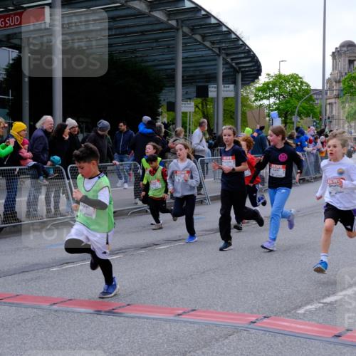 25.04.2026 - Das Zehntel Tim E. http://msf.ph/oto/9568651 25.04.2026 08:54:37 Ziel 1201, 1346, 1459, 1644, 1655, 1743, 1873, 1922, 1937, 2219, 2224, 2249, 2269, 2286, 2639, 2649, 2654, 2733, 2763, 2883, 2940, 3089, 3096, 3146, 3173, 3201, 3258, 3294, 3305, 3306, 3916, 3986 meine-sportfotos.de