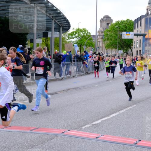 25.04.2026 - Das Zehntel Tim E. http://msf.ph/oto/9568653 25.04.2026 08:54:38 Ziel 1201, 1346, 1459, 1644, 1655, 1743, 1873, 1922, 1937, 2219, 2224, 2234, 2249, 2269, 2286, 2639, 2649, 2654, 2733, 2763, 2940, 3089, 3096, 3146, 3173, 3201, 3258, 3294, 3305, 3306, 3986 meine-sportfotos.de