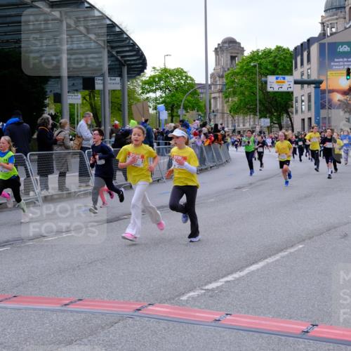25.04.2026 - Das Zehntel Tim E. http://msf.ph/oto/9568666 25.04.2026 08:54:40 Ziel 1201, 1216, 1346, 1433, 1459, 1742, 1743, 1873, 1922, 1937, 2219, 2224, 2234, 2249, 2269, 2286, 2639, 2649, 2654, 2730, 2733, 2763, 2940, 3089, 3096, 3146, 3173, 3201, 3258, 3294, 3305, 3306, 3986 meine-sportfotos.de
