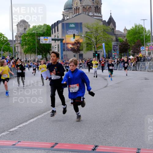 25.04.2026 - Das Zehntel Tim E. http://msf.ph/oto/9568676 25.04.2026 08:54:42 Ziel 1003, 1216, 1256, 1433, 1459, 1742, 1743, 1873, 1922, 1937, 2219, 2224, 2225, 2234, 2649, 2723, 2730, 2733, 2763, 2813, 2822, 3089, 3096, 3173, 3201, 3258, 3294, 3305, 3306 meine-sportfotos.de