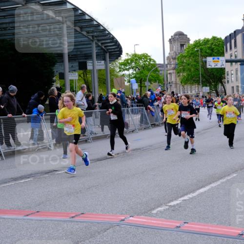 25.04.2026 - Das Zehntel Tim E. http://msf.ph/oto/9568683 25.04.2026 08:54:43 Ziel 1003, 1216, 1256, 1433, 1459, 1742, 1743, 1834, 1873, 1922, 1937, 2219, 2224, 2225, 2234, 2649, 2723, 2730, 2733, 2763, 2813, 2822, 3089, 3096, 3173, 3201, 3258, 3294, 3305, 3306, 4041 meine-sportfotos.de