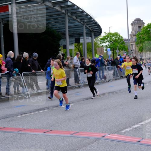 25.04.2026 - Das Zehntel Tim E. http://msf.ph/oto/9568685 25.04.2026 08:54:43 Ziel 1003, 1216, 1256, 1433, 1459, 1742, 1743, 1834, 1873, 1922, 1937, 2219, 2224, 2225, 2234, 2649, 2723, 2730, 2733, 2763, 2813, 2822, 3089, 3096, 3173, 3201, 3258, 3294, 3305, 3306, 4041 meine-sportfotos.de