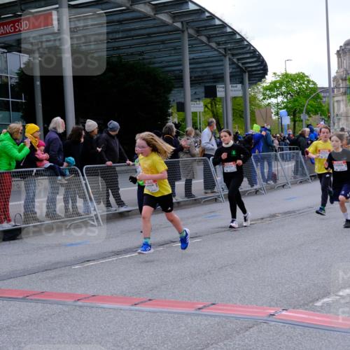 25.04.2026 - Das Zehntel Tim E. http://msf.ph/oto/9568686 25.04.2026 08:54:44 Ziel 1003, 1216, 1256, 1433, 1459, 1742, 1743, 1834, 1873, 1922, 1937, 2219, 2224, 2225, 2234, 2649, 2723, 2730, 2733, 2763, 2813, 2822, 3089, 3096, 3161, 3173, 3201, 3258, 3294, 3305, 3306, 3524, 4041 meine-sportfotos.de