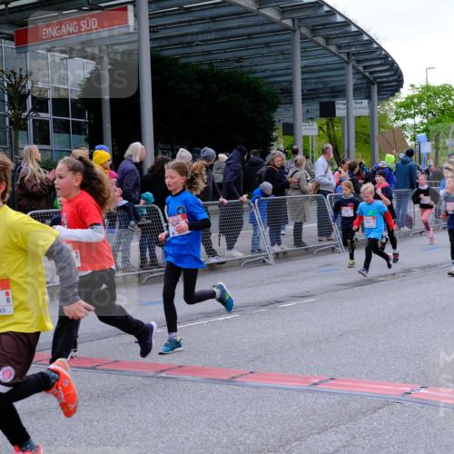 25.04.2026 - Das Zehntel Tim E. http://msf.ph/oto/9568734 25.04.2026 08:54:58 Ziel 1032, 1266, 1300, 1340, 1812, 2039, 2047, 2056, 2181, 2251, 2459, 2608, 2633, 2748, 2752, 2848, 2962, 3049, 3053, 3076, 3100, 3106, 3141, 3340, 3379, 3506, 3731, 3756, 3760, 3783, 3826, 3828, 3958, 4009, 4030 meine-sportfotos.de