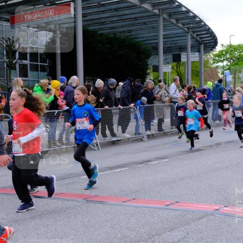25.04.2026 - Das Zehntel Tim E. http://msf.ph/oto/9568735 25.04.2026 08:54:58 Ziel 1032, 1266, 1300, 1340, 1812, 2039, 2047, 2056, 2181, 2251, 2459, 2608, 2633, 2748, 2752, 2848, 2962, 3049, 3053, 3076, 3100, 3106, 3141, 3340, 3379, 3506, 3731, 3756, 3760, 3783, 3826, 3828, 3958, 4009, 4030 meine-sportfotos.de